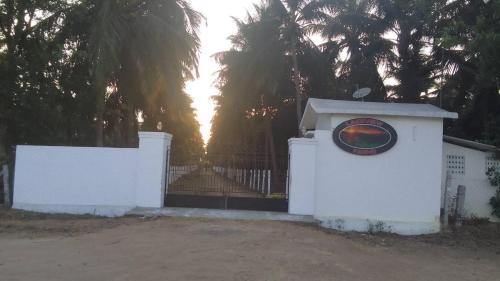 Walajabad Haus | Siesta Inn - Lake view