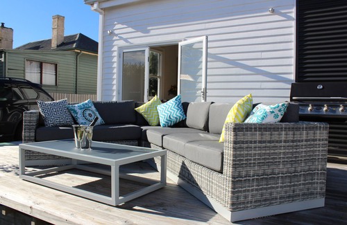 Devonport Haus | Unterschrift auf Gunn. Devonports feinstes Executive-Ferienhaus.