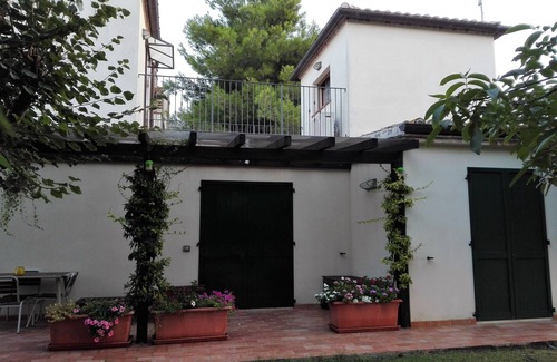 Potenza Picena Kabine | Silos Torrenova kleines typisches Markenhaus inmitten der Natur