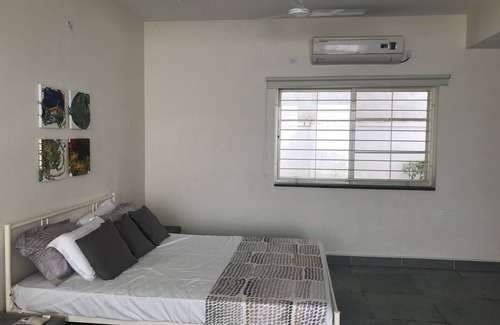 T Nagar Wohnung | Einfaches und funktionales Studio-Apartment im Herzen von Chennai