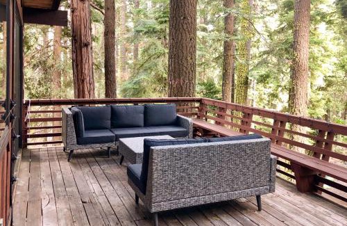 Homewood Haus | Simplon Pass Escape