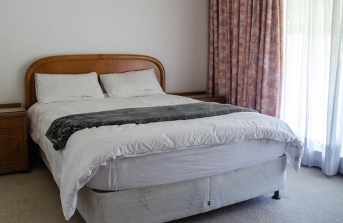 Alabama Haus | Simunye Guest House