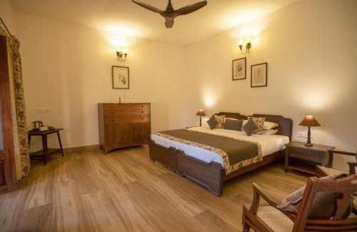 Valparai Haus | Sinna Dorai's Rotti Kadai Bungalow