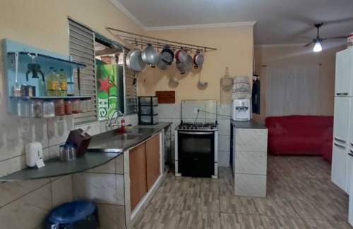 Santos Haus | Sitio com fácil acesso as praias do Guarujá