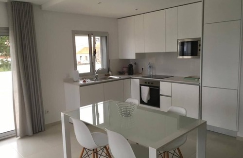Nazare Wohnung | Sitio Ocean Views T1 Apartment mit grossen Terrasse, Schwimmbad & Tennis