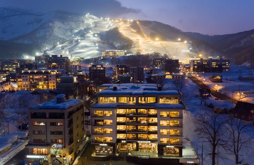 Hirafu Resort | Situated within the Shiki building and looking toward the Grand Hirafu slopes.