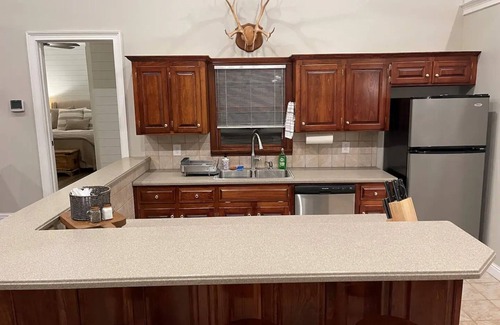 Canton Kabine | Sixes Cabin