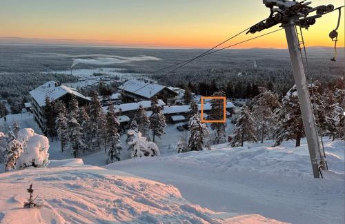 Pyhatunturi Wohnung | Ski-in and out apartment in the middle of ski slopes in Pyhä