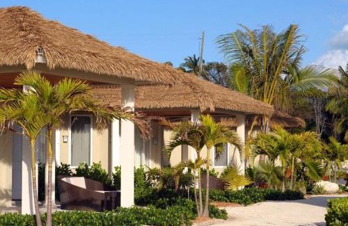 Governor's Harbour Haus | Sky Beach Club Bungalow cabin