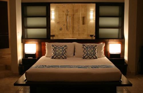 Governor's Harbour Haus | Sky Beach Club Bungalow cabin