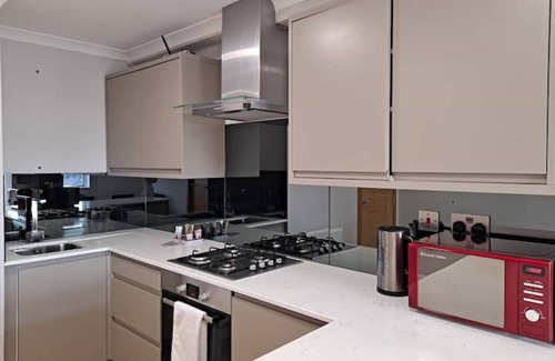 Hendon Wohnung | Sky & View in Golders Green