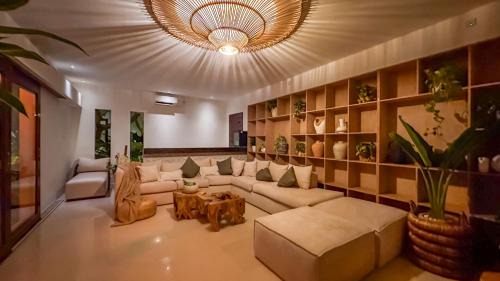 Mumbul Villa | Skyfall Luxury Beach Villa