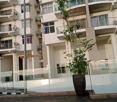 Larut Wohnung | Skyline Nest Crystal Creek