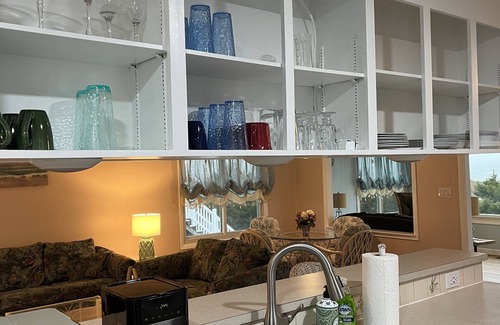 Slaughter Beach Haus | Slaughter Beach Renovated 2023 Wonderful Views Beach Front, Fenced area for Pets