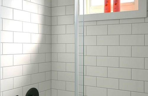 Evanston Wohnung | Sleek and cozy 1BR Apartment