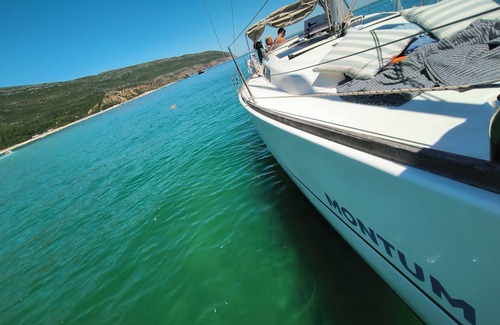 Carvalhal Bootsverleih | Sleeping on a Yacht Experience
