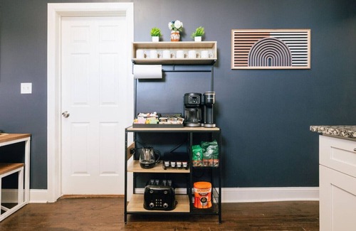 Little Village Wohnung | Sleeps 12 - Games - 10 Min to