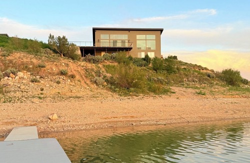 Fayette Haus | Abgeschiedenes Seehaus Perfekt für Familientreffen