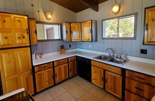 Glendo Haus | Slice of Heaven - Best view of Glendo Reservoir!