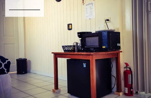 Patricks Island Haus | Slice of Paradise- 2 mins from Spotts Beach!
