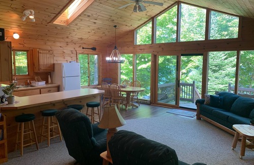 Birchwood Kabine | Slice of Paradise on Slim Lake - Cozy and Peaceful 2 Bedroom Cabin