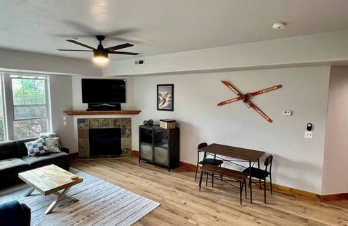 South Snyderville Basin Haus | Kimball Junction Townhome