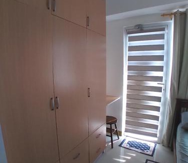 Las Pinas Wohnung | SM South Residences, 1 bedroom with balcony.