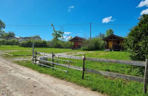 Le Frasnois Skihütte | Small 4-seater chalet, classified site of the 4 lakes and Hérisson waterfalls