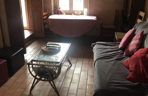 Champs-sur-Marne Haus | Small apartment with us