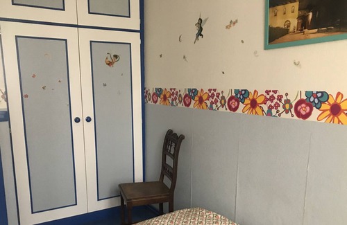 Champs-sur-Marne Haus | Small apartment with us