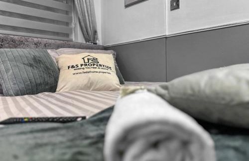 Maerdy Wohnung | Small Studio Suite W Vip Lounge Access-maerdy