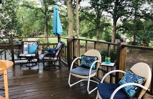 Jayess Wohnung | Small Treehouse out in the country