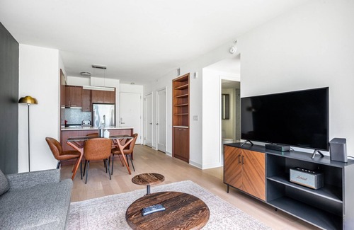 Navy Yard Wohnung | Smart Navy Yard 1BR w/ Gym, Doorman, Pool, near Metro, by Blueground