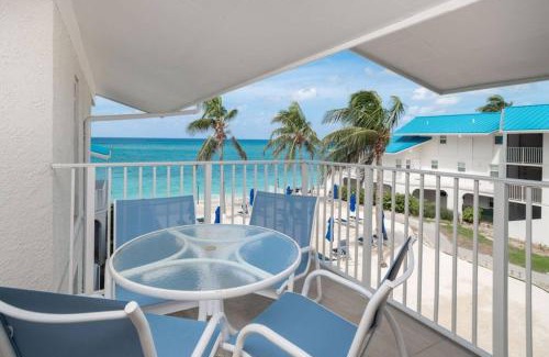 Seven Mile Beach Wohnung | Smb Condo At Cayman Reef Resort