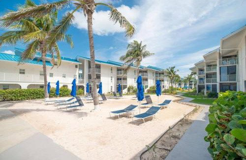 Seven Mile Beach Wohnung | Smb Condo At Cayman Reef Resort