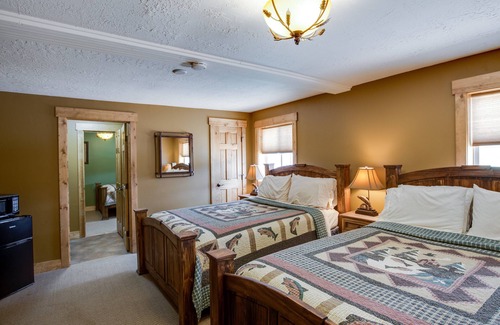 Swan Valley Hotel | Snake River Roadhouse #4 Big Brown