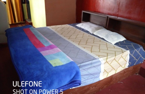 Tapovan Haus | Sneha Home Stay mit Ganga River, atemberaubendem Berg- und Laxman Jhula-Brückenblick