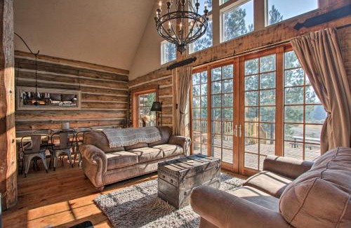 Crescent Haus | Snow Pine Retreat - Remote Crescent Log Cabin!