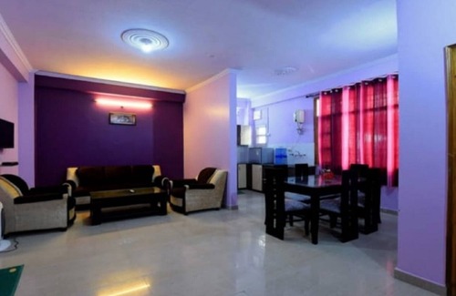 New Shimla Wohnung | Snow Point 3 BHK Luxus Suite | In der Nähe von Mall Road & Ridge, SHIMLA | Atemberaubende Aussicht