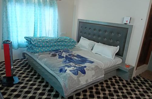 Kufri Haus | SnowBound - A Homestay