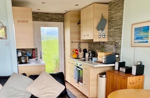 Cwrt Skihütte | Snowdonia 1-Bed Chalet, Sleeps 2, Stunning Views