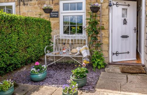 Wetherby Haus | Snowdrop Cottage