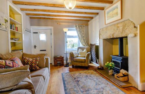 Wetherby Haus | Snowdrop Cottage