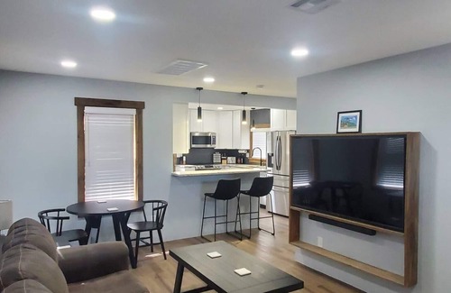 Ronan Haus | So Fresh and So Clean.