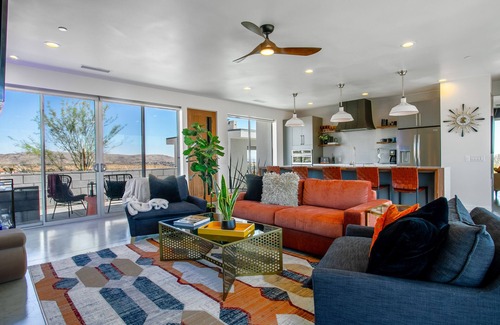 Joshua Tree Haus | SO GORGEOUS! Luxurious Home w/HOT Tub & Views!!!