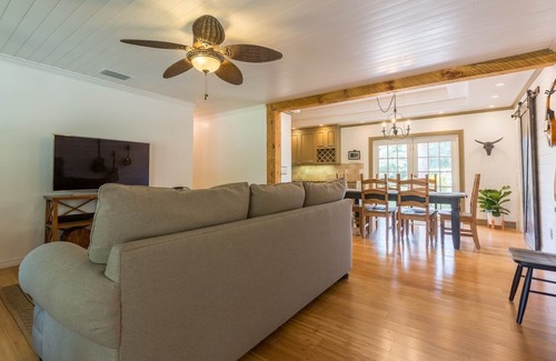 Jupiter Farms Haus | Nehmen Sie Sunny FL Vibes in diesem Rad Ranch House auf