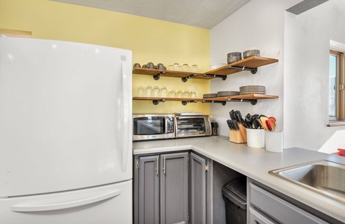 Fort Valley Haus | Neu gemütlich 4/3 renoviert. 5 Baderville Haus 3 Minuten von Snowbowl!