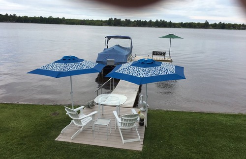 Oscoda Haus | Socrates Place Resort on Lake Van Etten in Oscoda, Michigan