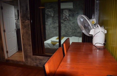 Prakhon Chai Hotel | Sohground Boutique Resort