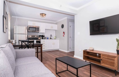 Bayview Wohnung | Sojourn Tranquil 1 Bedroom Stand Alone Home